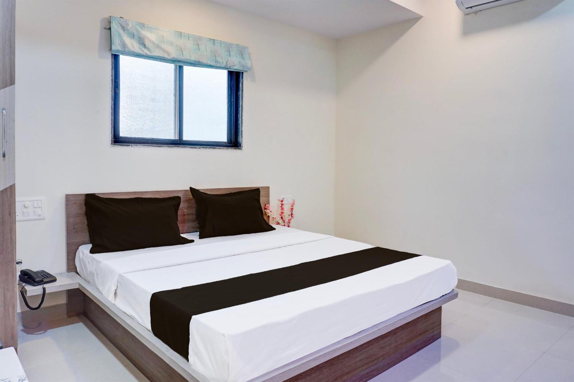 Hotel O Atithi Executive Meribel Village Екстер'єр фото