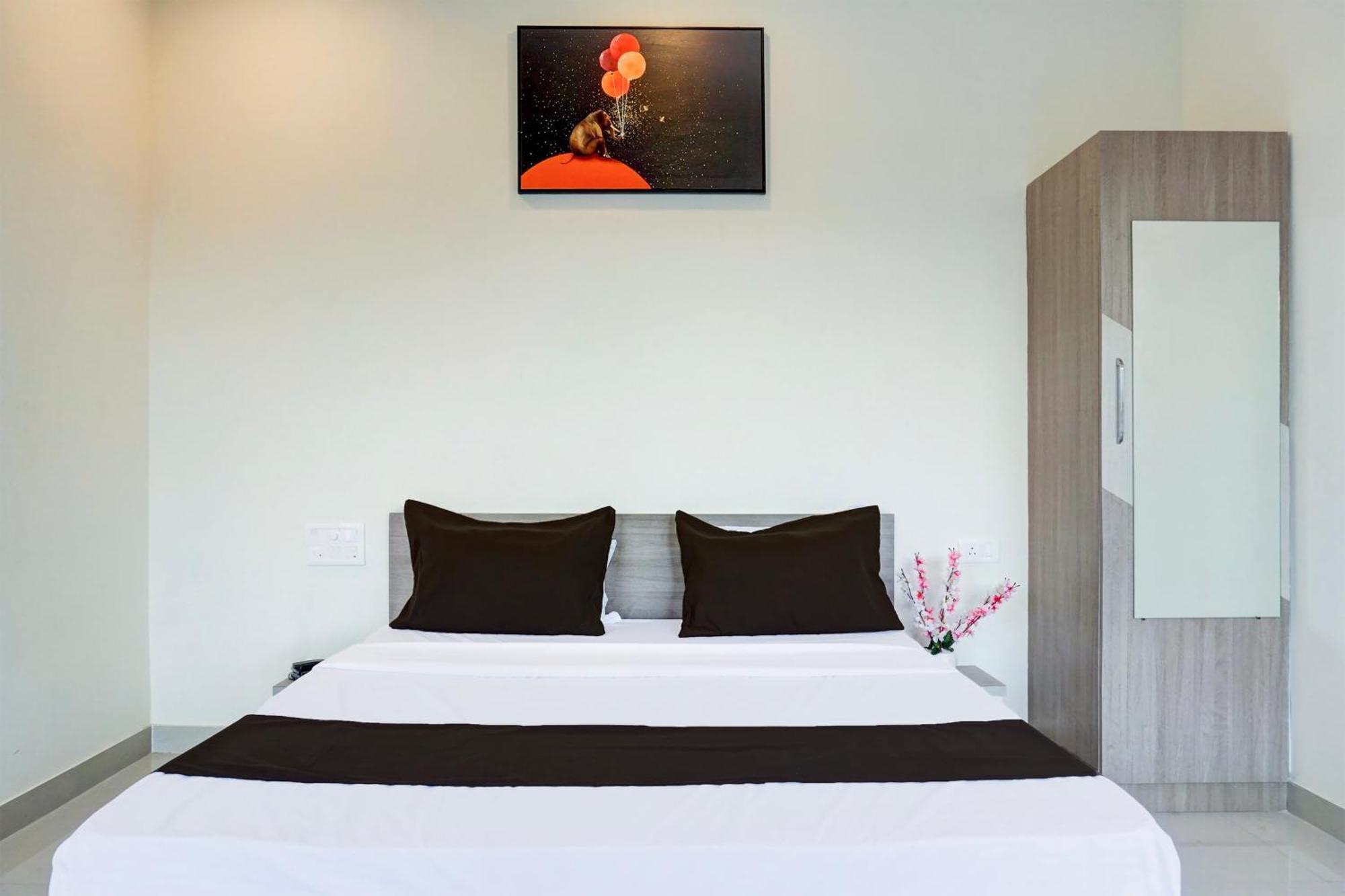 Hotel O Atithi Executive Meribel Village Екстер'єр фото