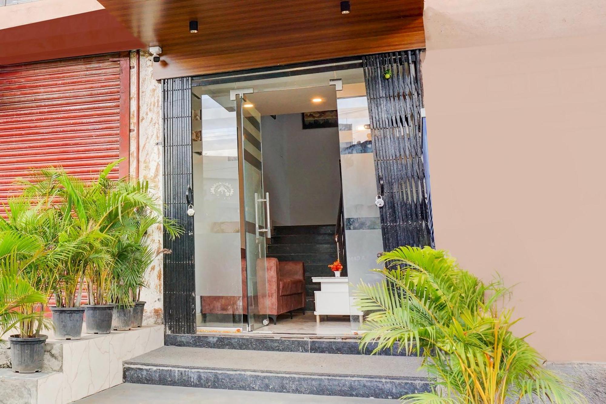 Hotel O Atithi Executive Meribel Village Екстер'єр фото